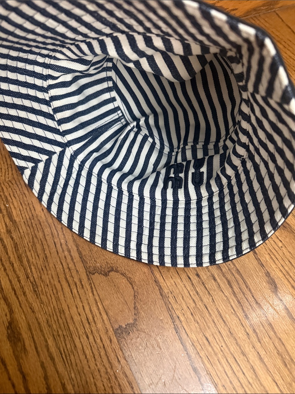 Miu Miu Navy and White Striped Bucket Hat with Embroidered Monogram - Picture 6 of 7